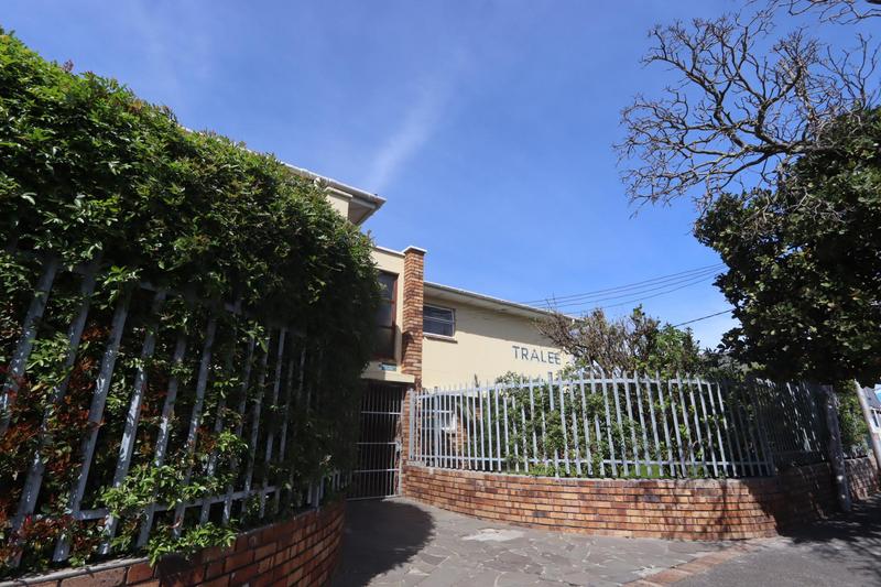 To Let 2 Bedroom Property for Rent in Lansdowne Western Cape